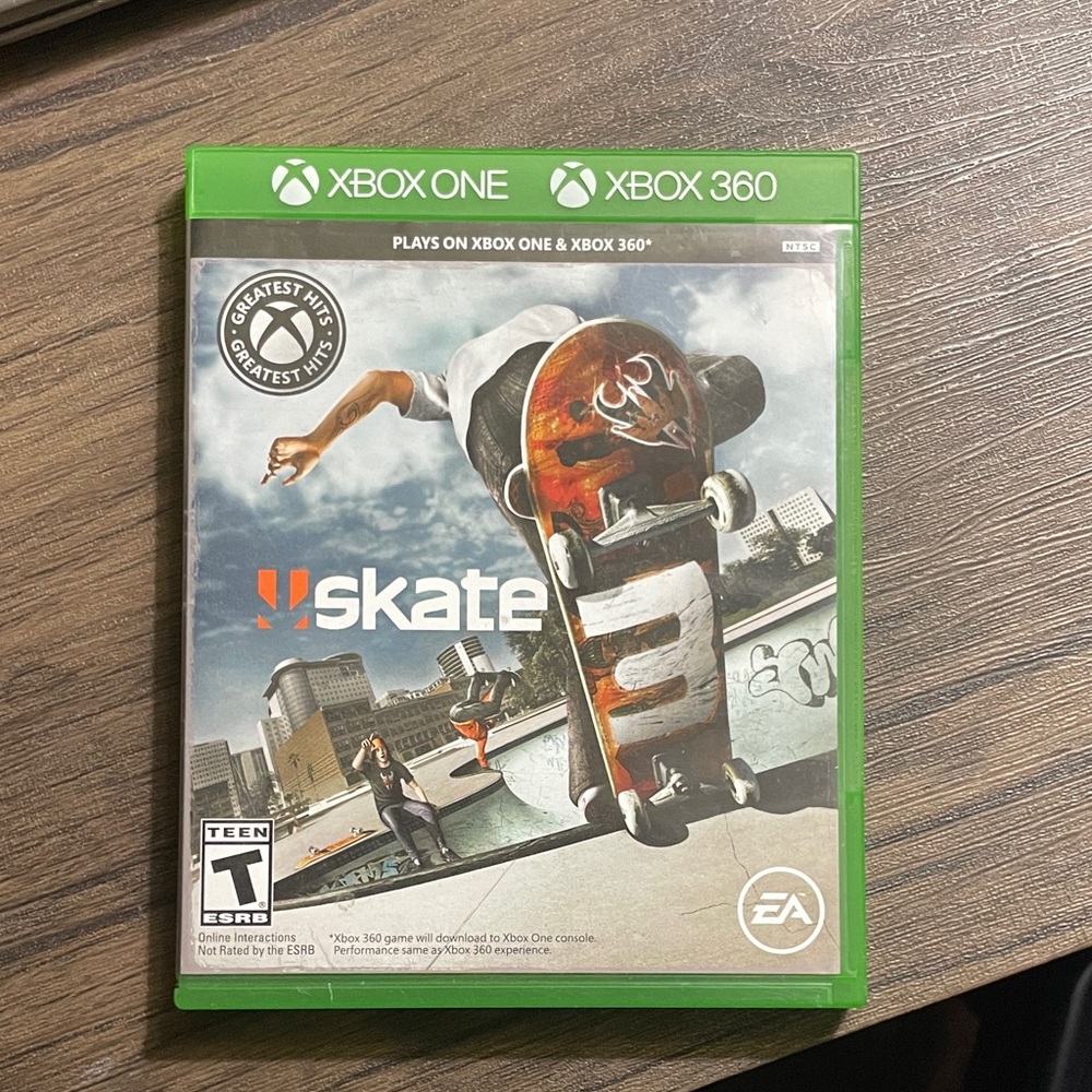 Skate 3 Xbox 1 and Xbox 360 console game
